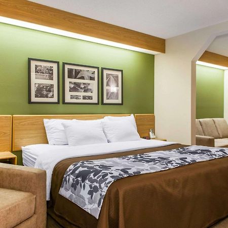 Sleep Inn Elkhart Bagian luar foto