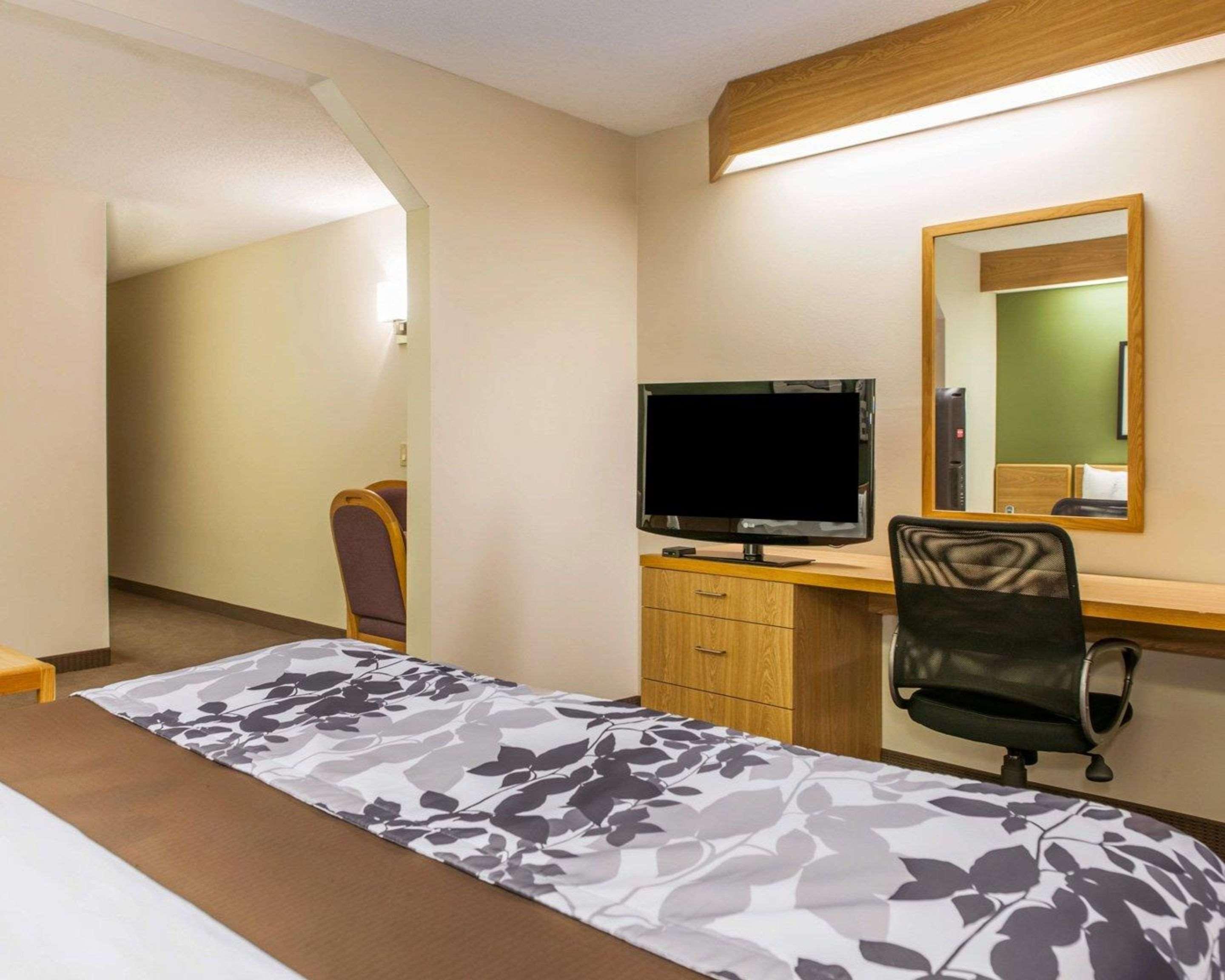 Sleep Inn Elkhart Bagian luar foto