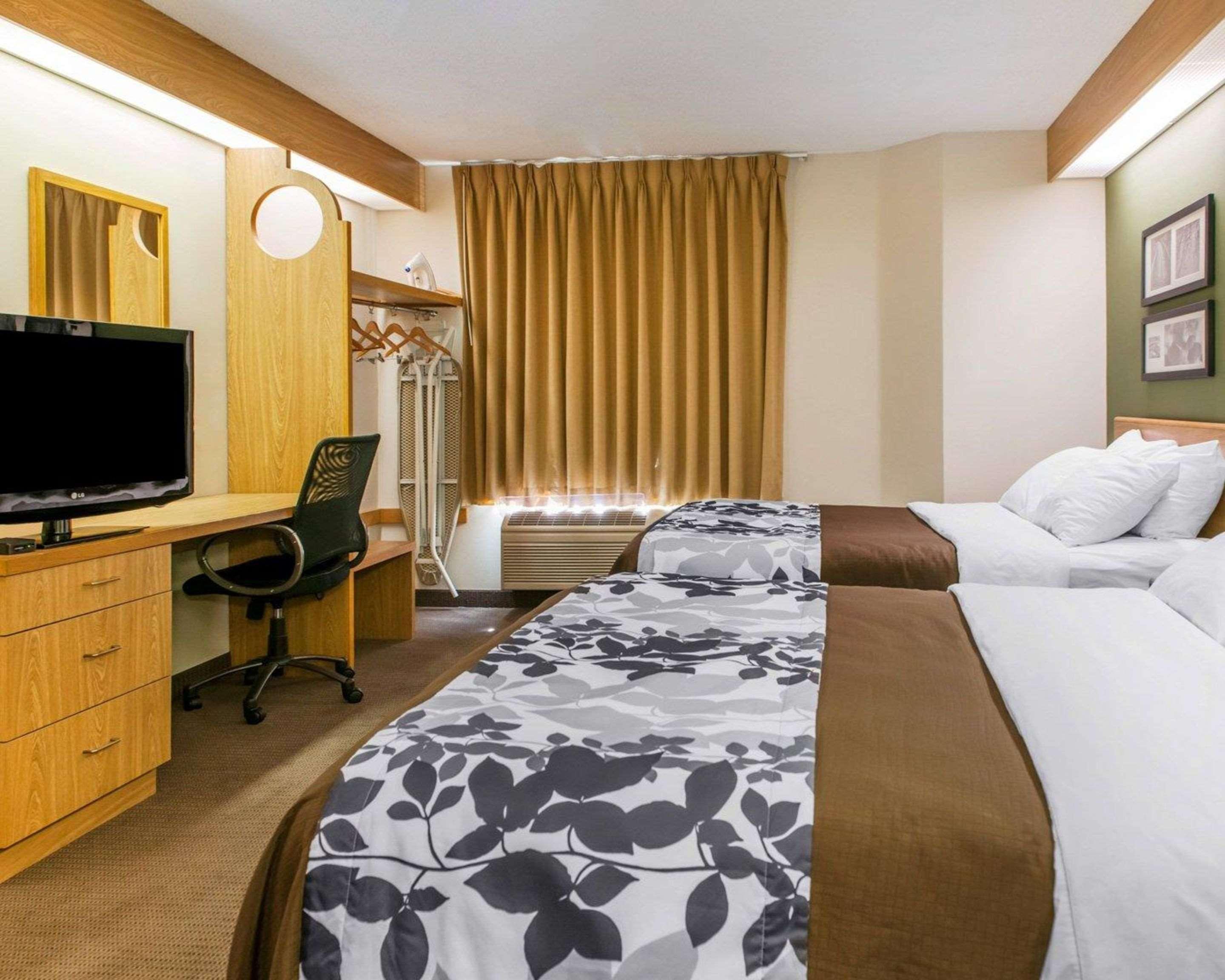 Sleep Inn Elkhart Bagian luar foto