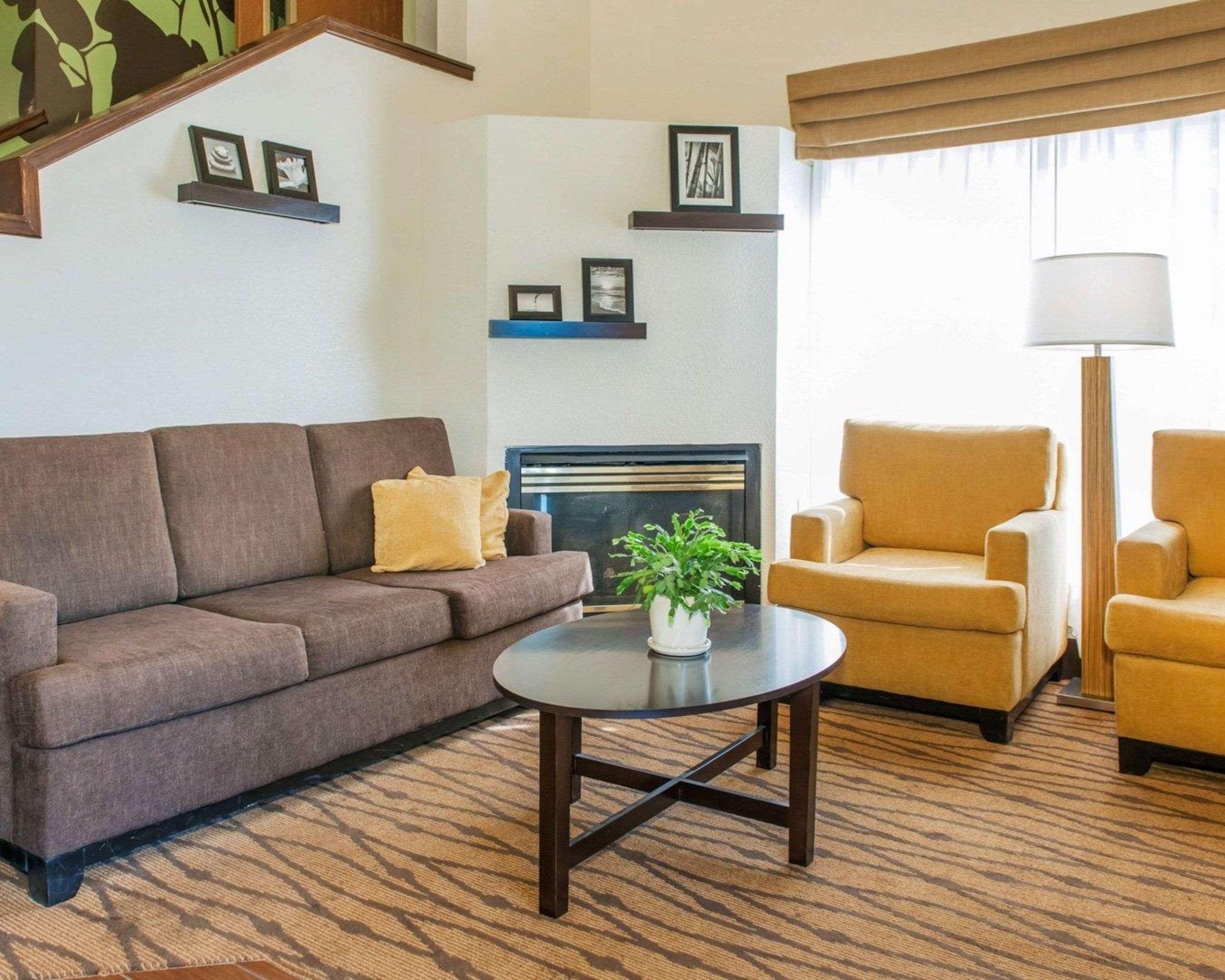 Sleep Inn Elkhart Bagian luar foto
