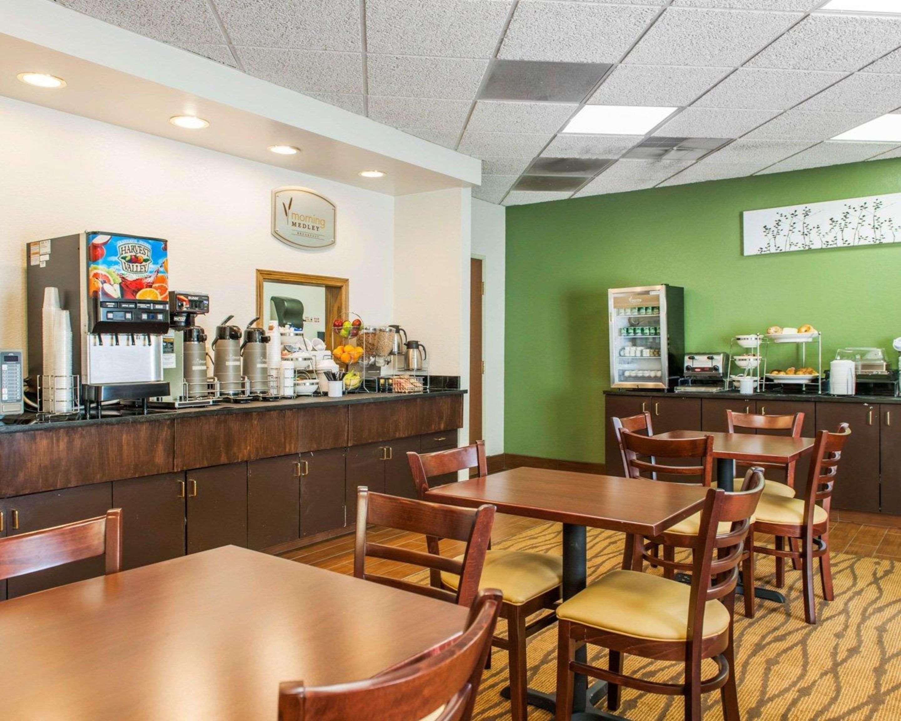 Sleep Inn Elkhart Bagian luar foto